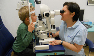 Leipzig Kontaktlinsen und Kinder - die Chance, Sehen zu lernen !